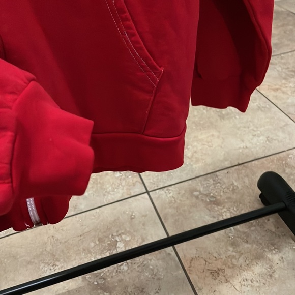 Red hoodie - Picture 3 of 4